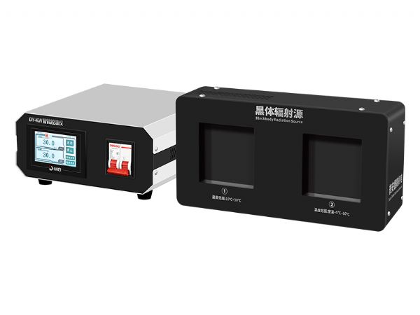 DY-HT80M-S便携式双面面源黑体辐射源（①面：10℃-40℃  ②面：室温+5℃-80℃）