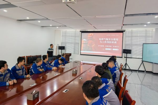规范操作流程，共筑安全防线—泰安德美机电成功举办工伤预防专题培训